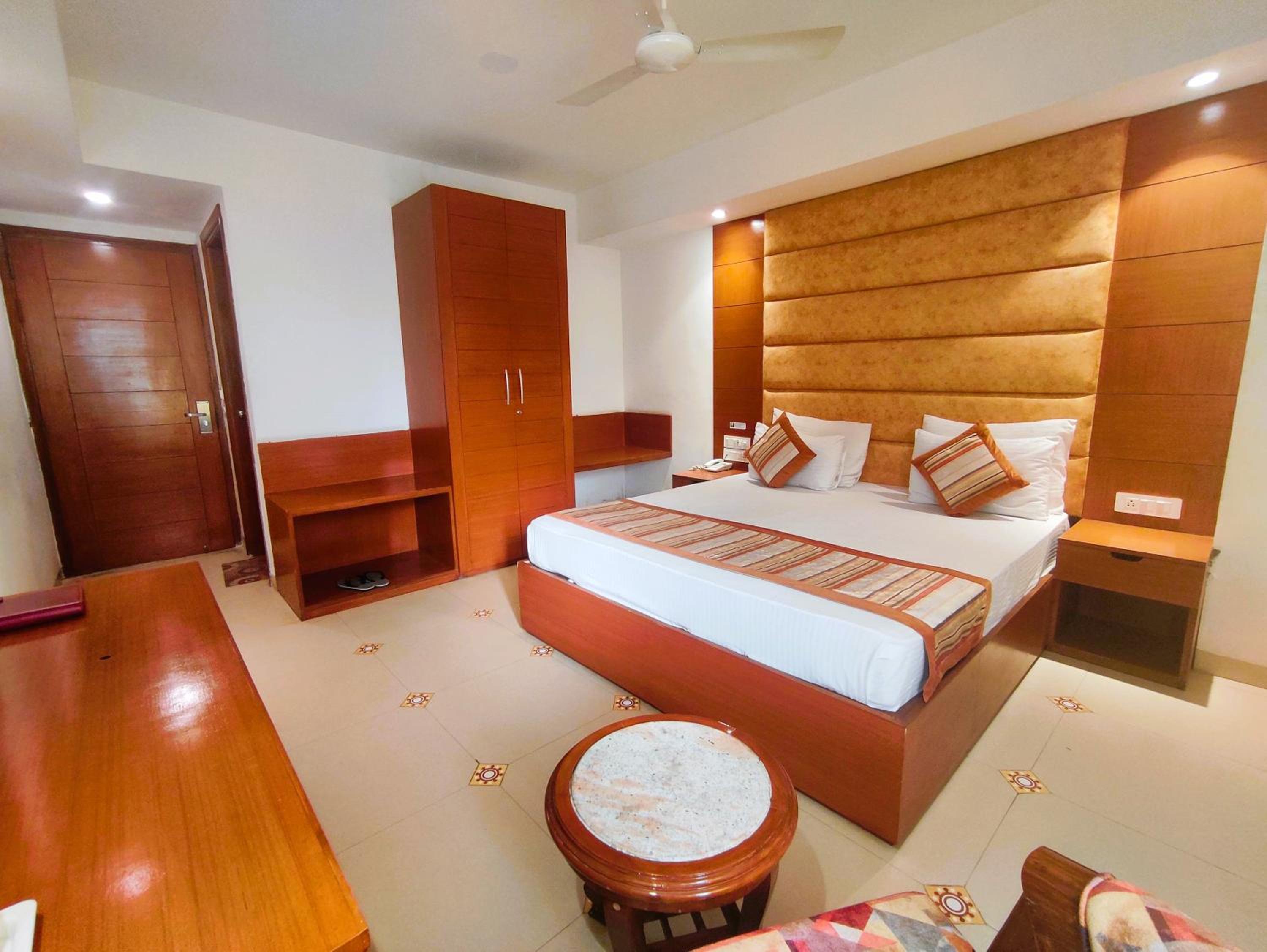 Gurgaon Vacations - The Angel Hotel  Suites near Medanta - Property Image 4