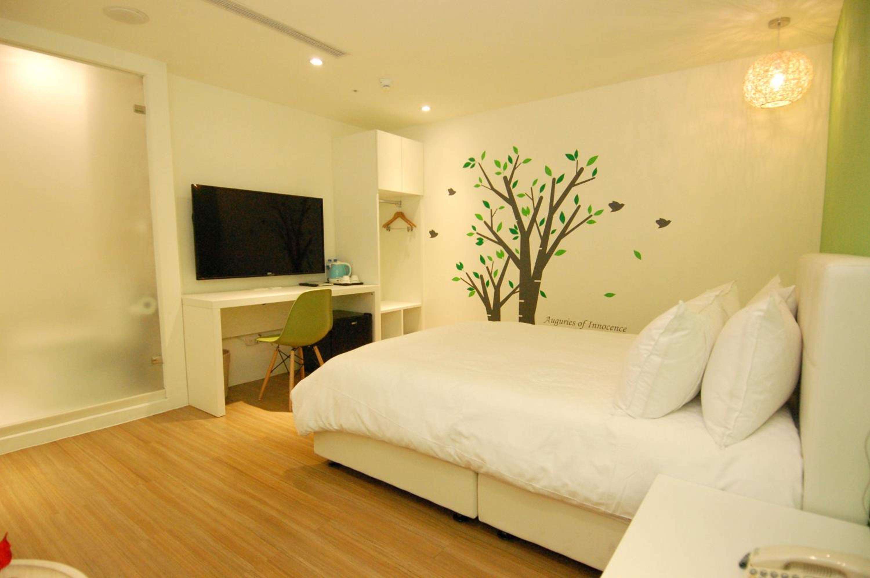 Season 5 Inn