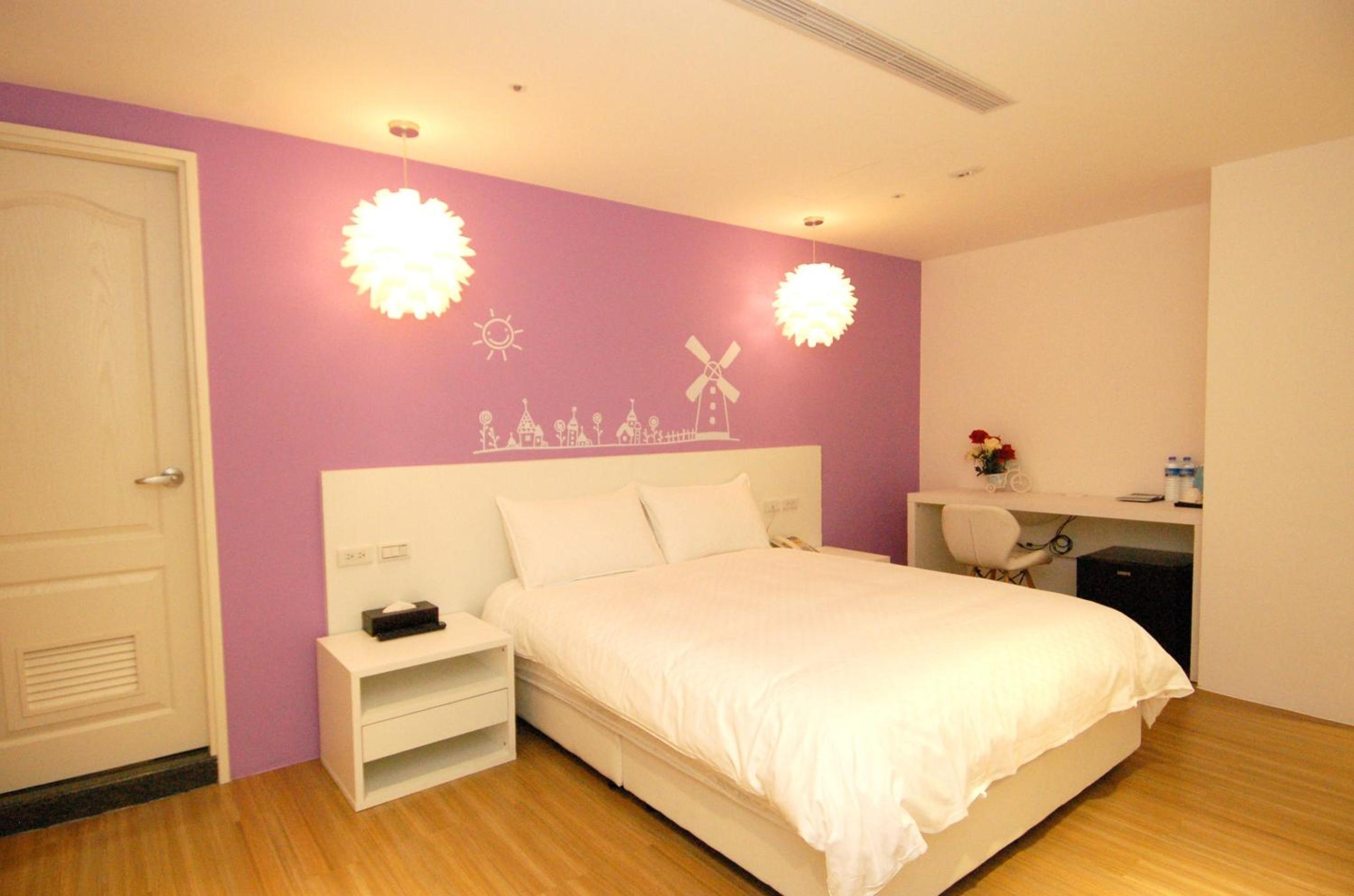 Season 5 Inn