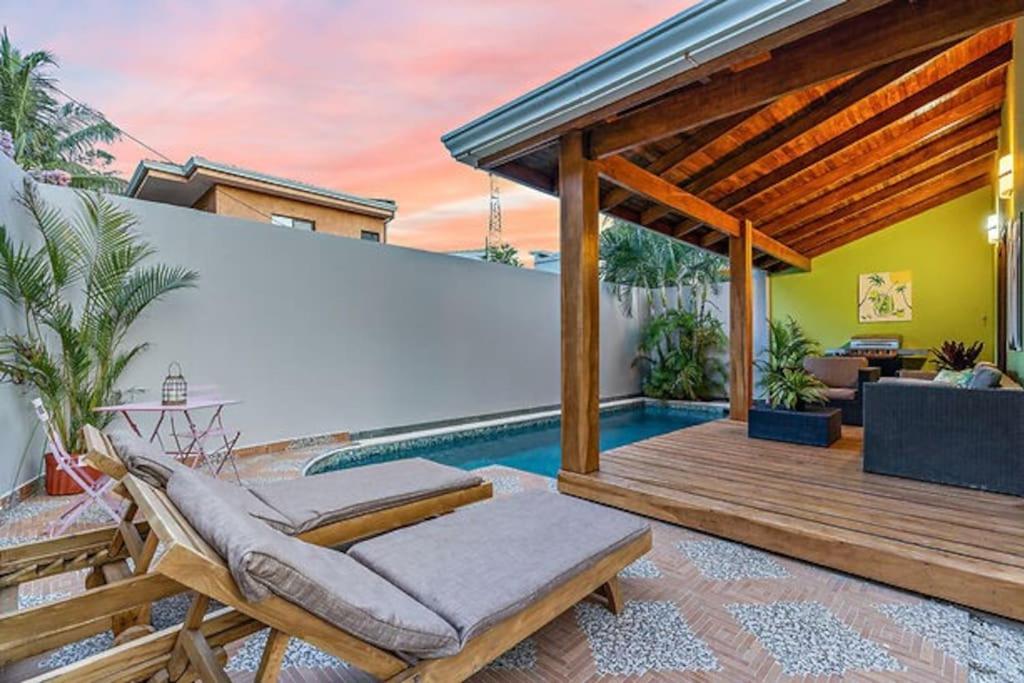 Casa Mojito~Serene 2 bedroom with prime location!