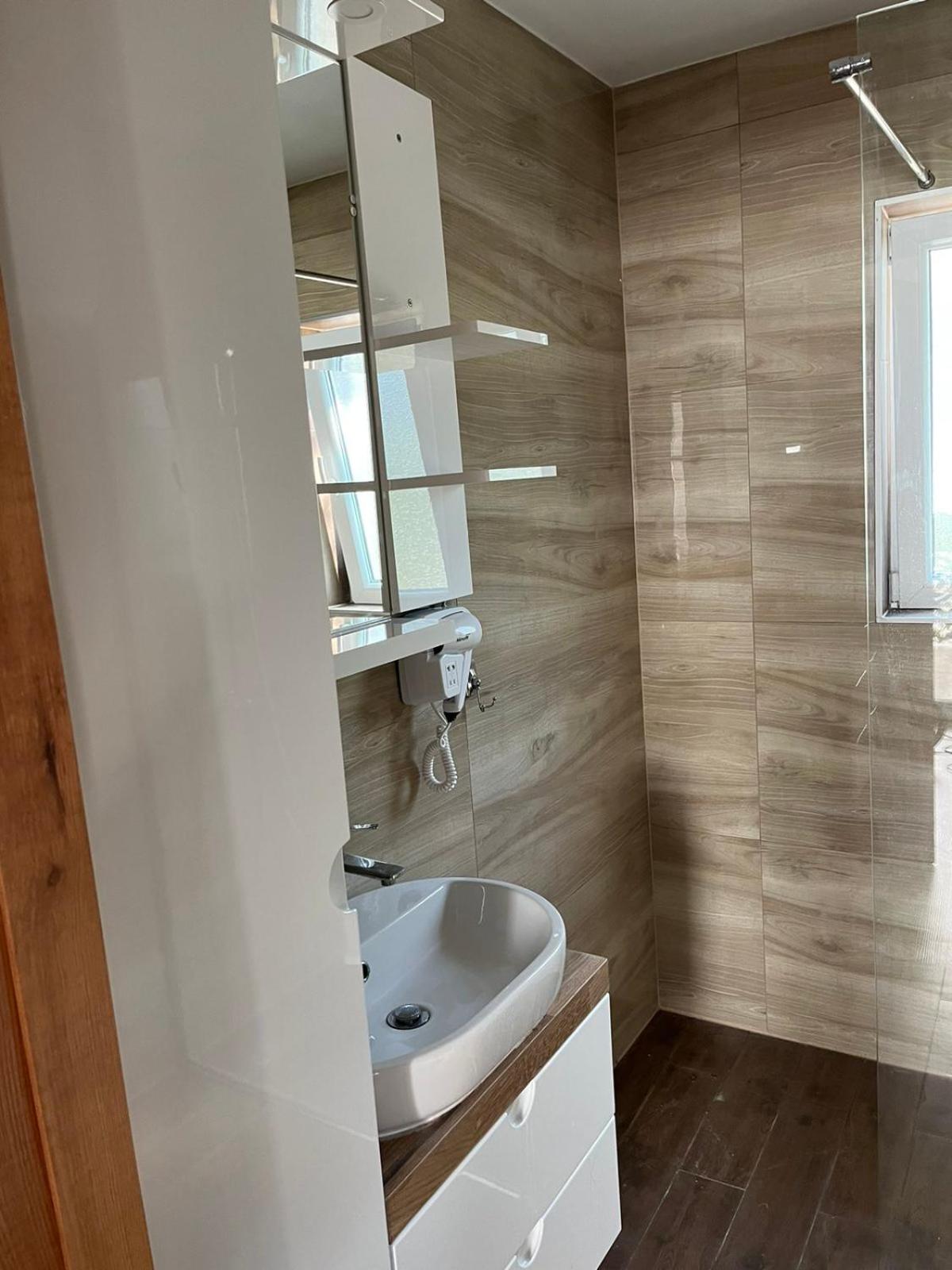 Zanes Guest House