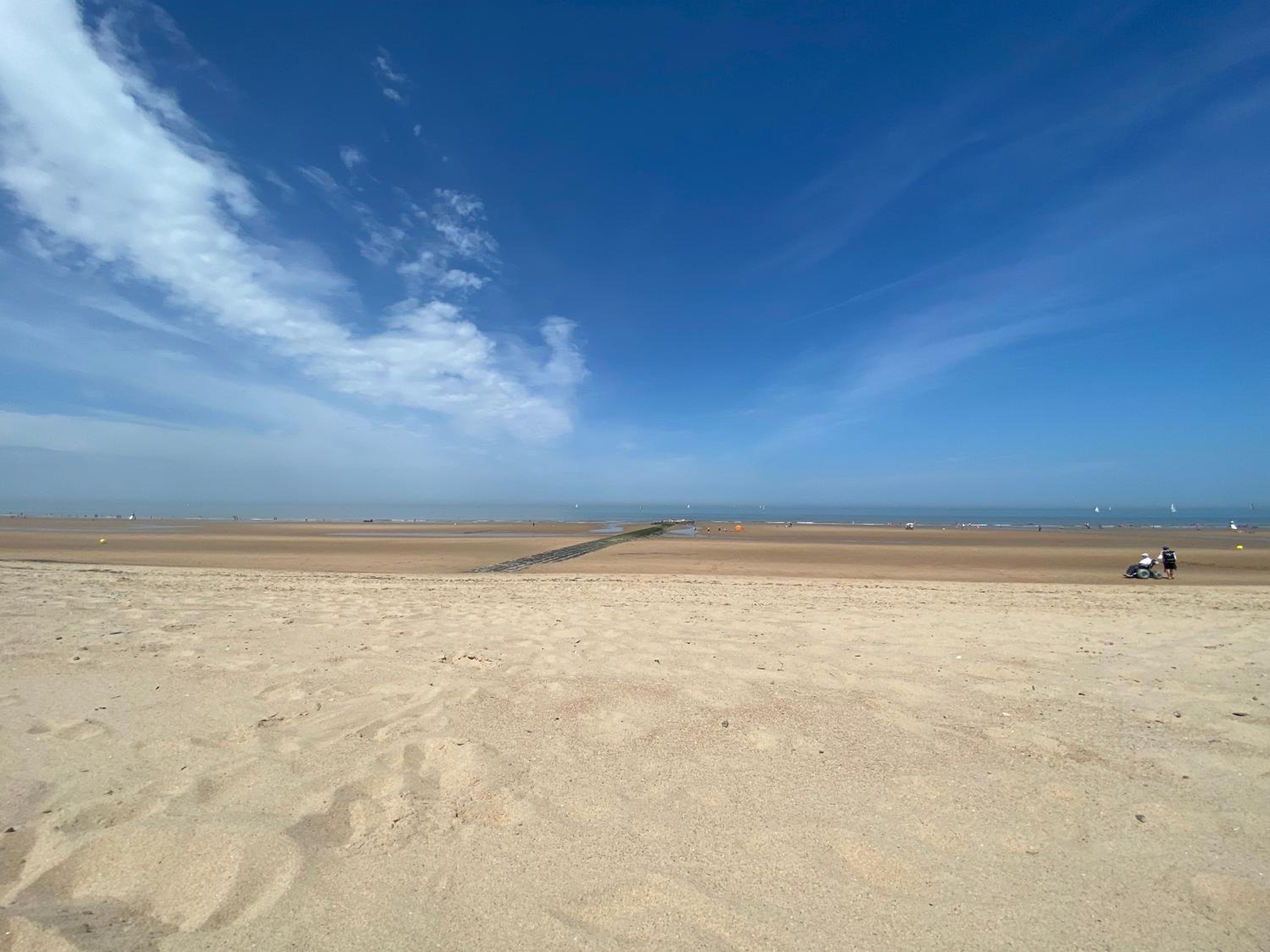 Gasthaus A&S - Oostende - Beach