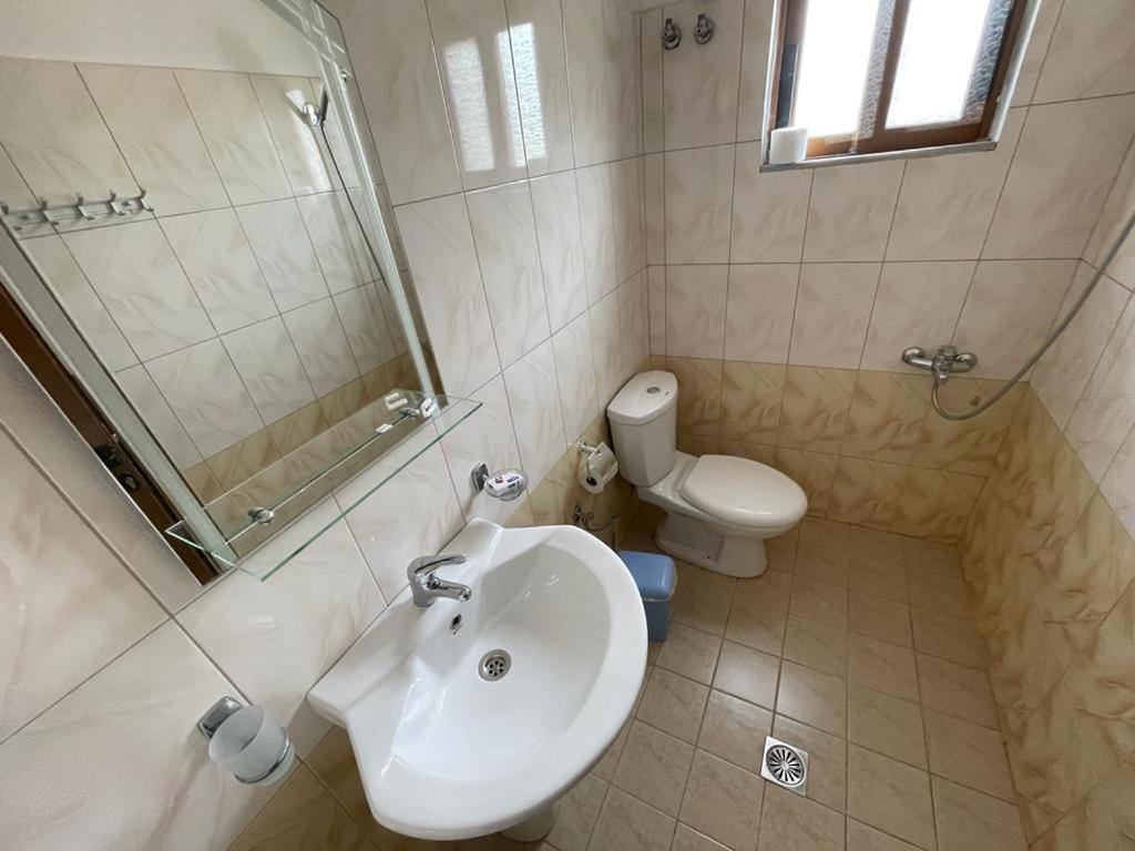 Luli Studios photo 3