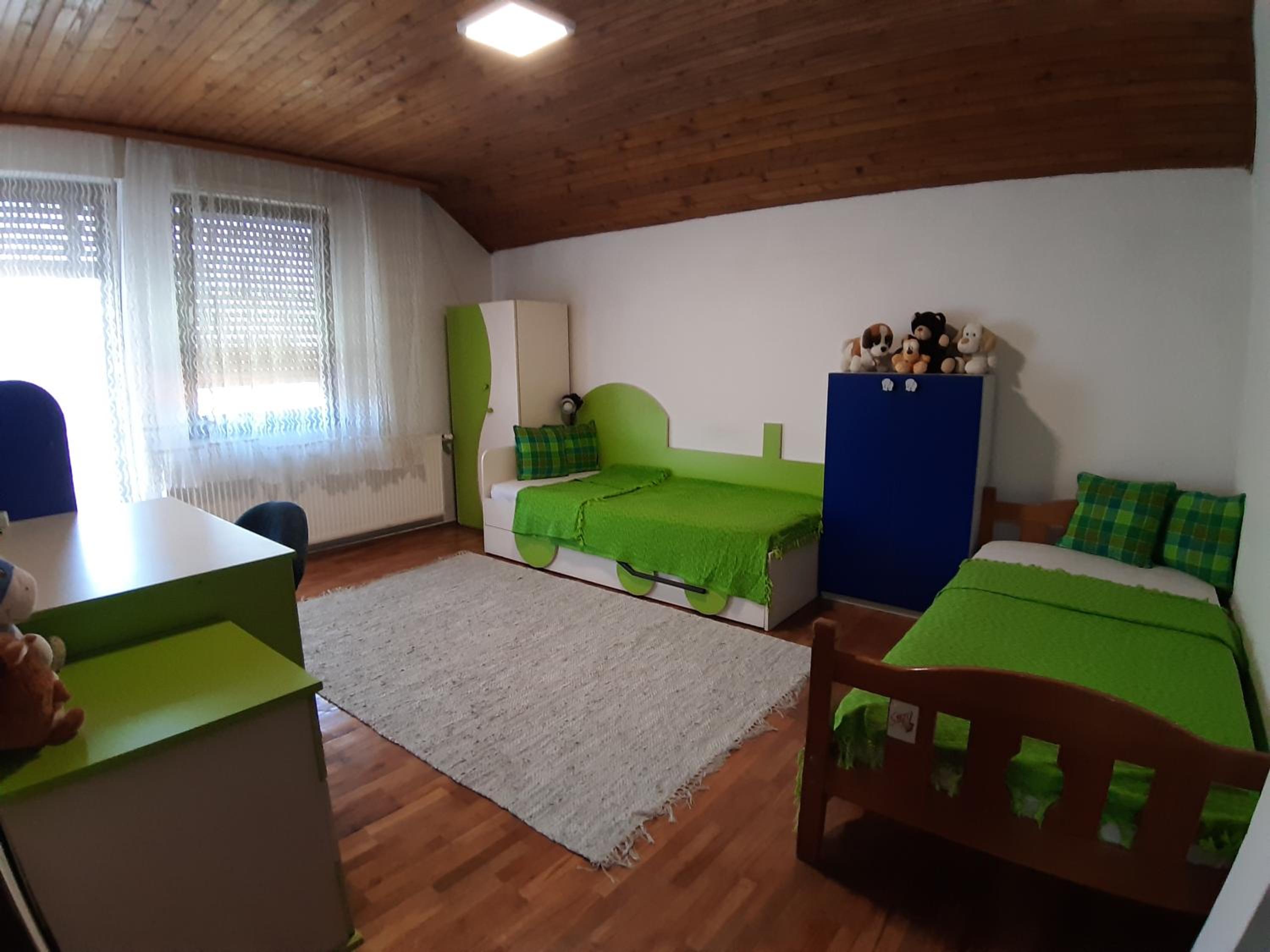 Photo 27