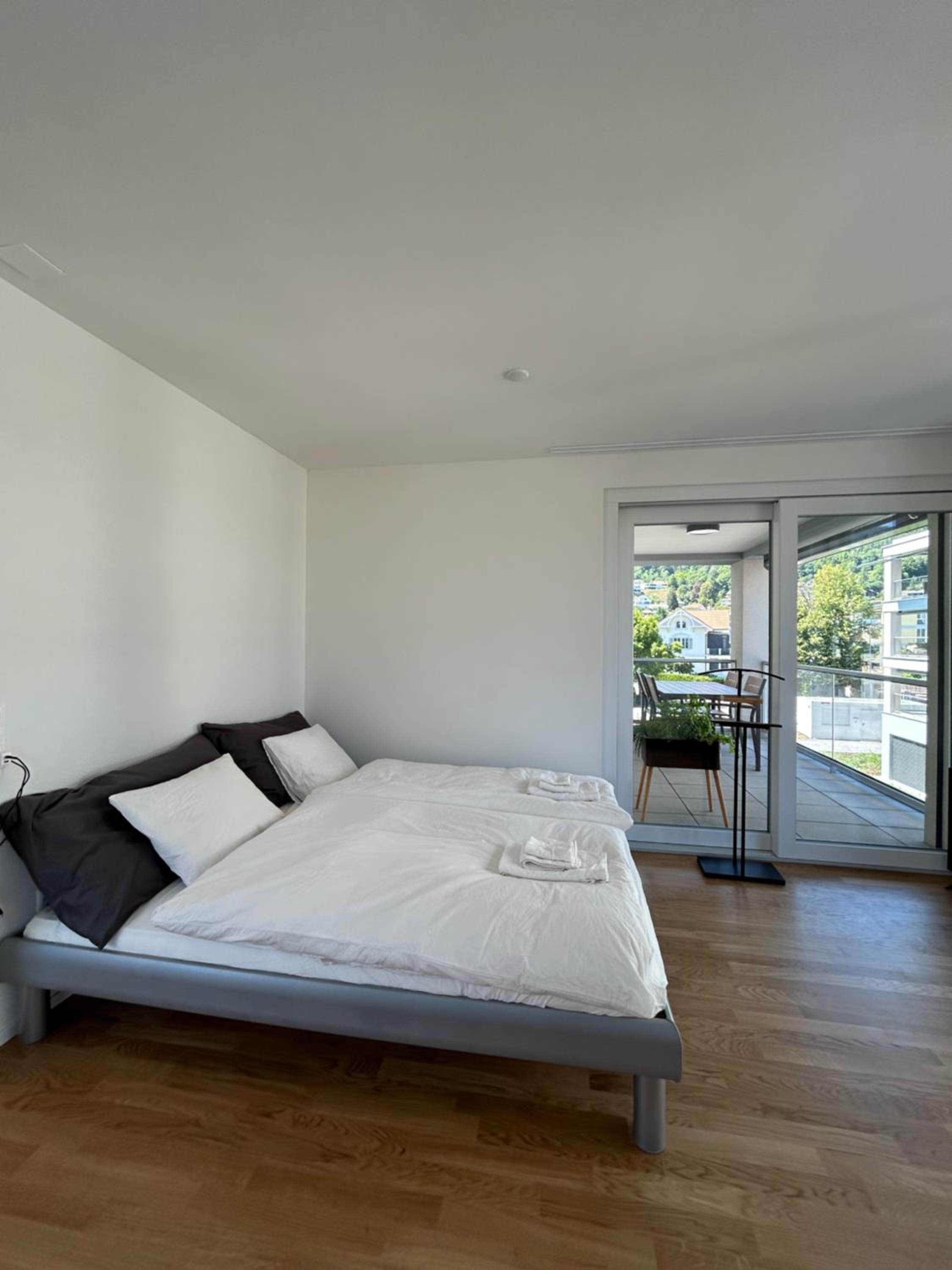 The R Apartment Passwang, KLIMA, NEU, Balkon, Parking