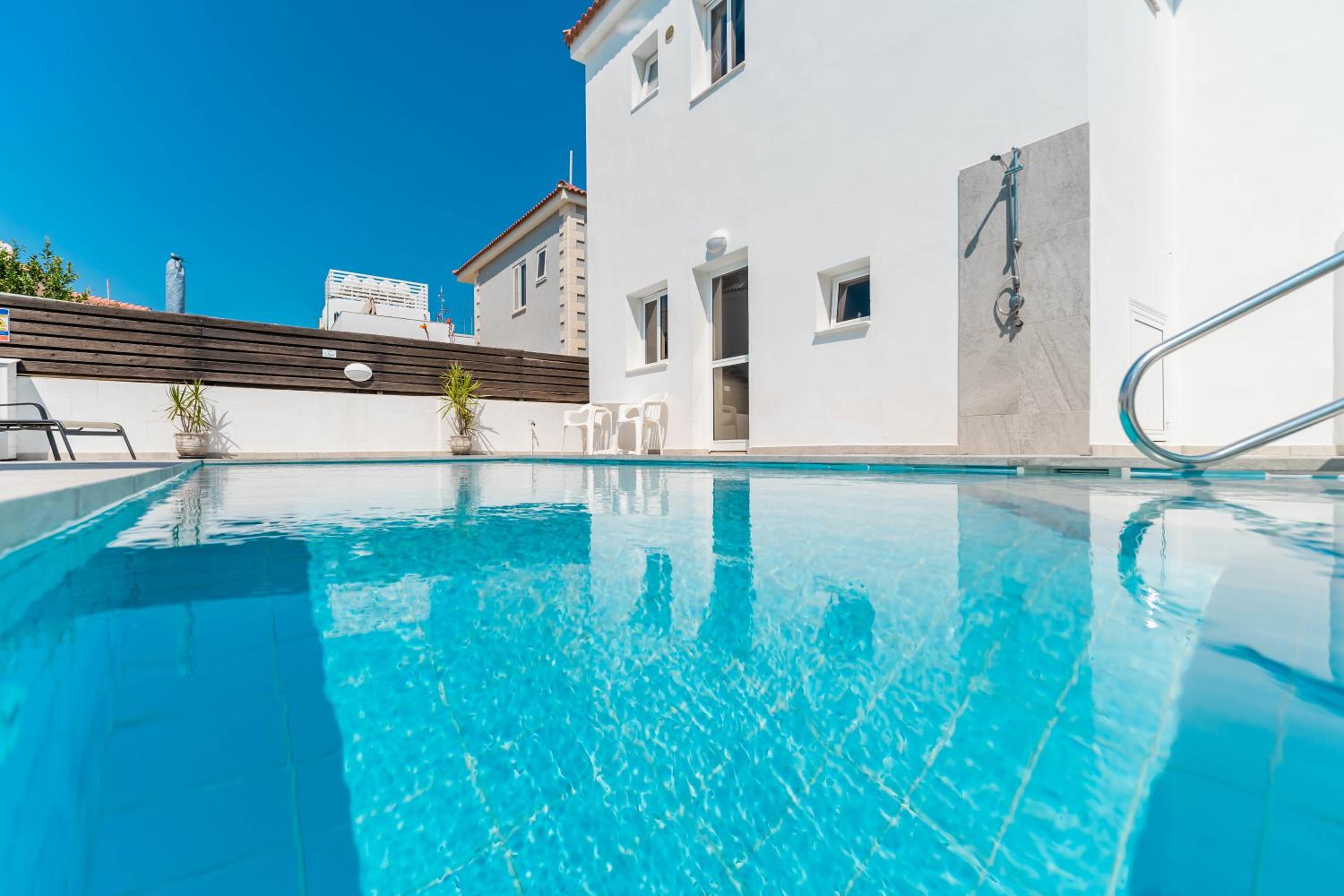 Lemon Tree Villa