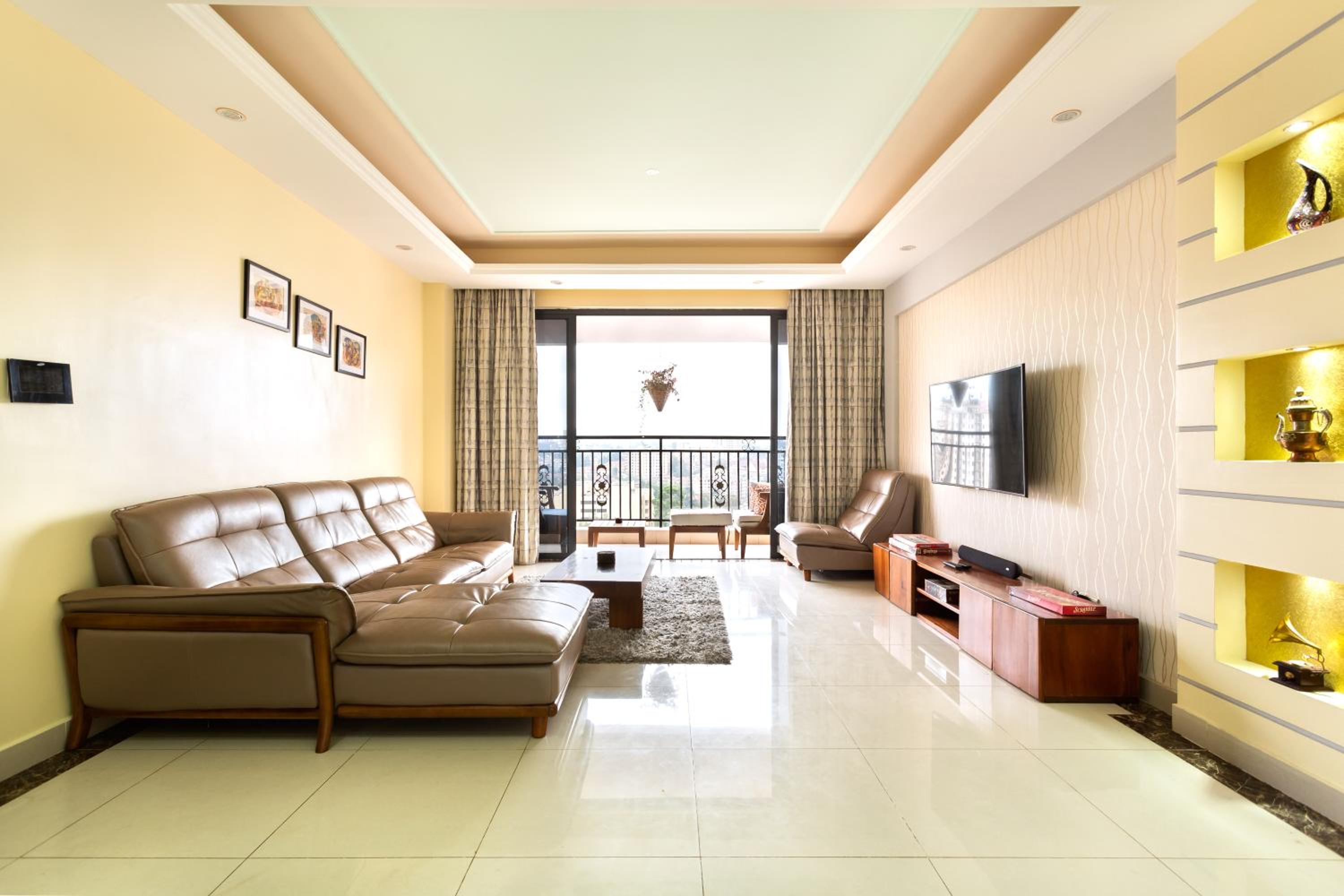 Fabulous Crestpark Penthouse