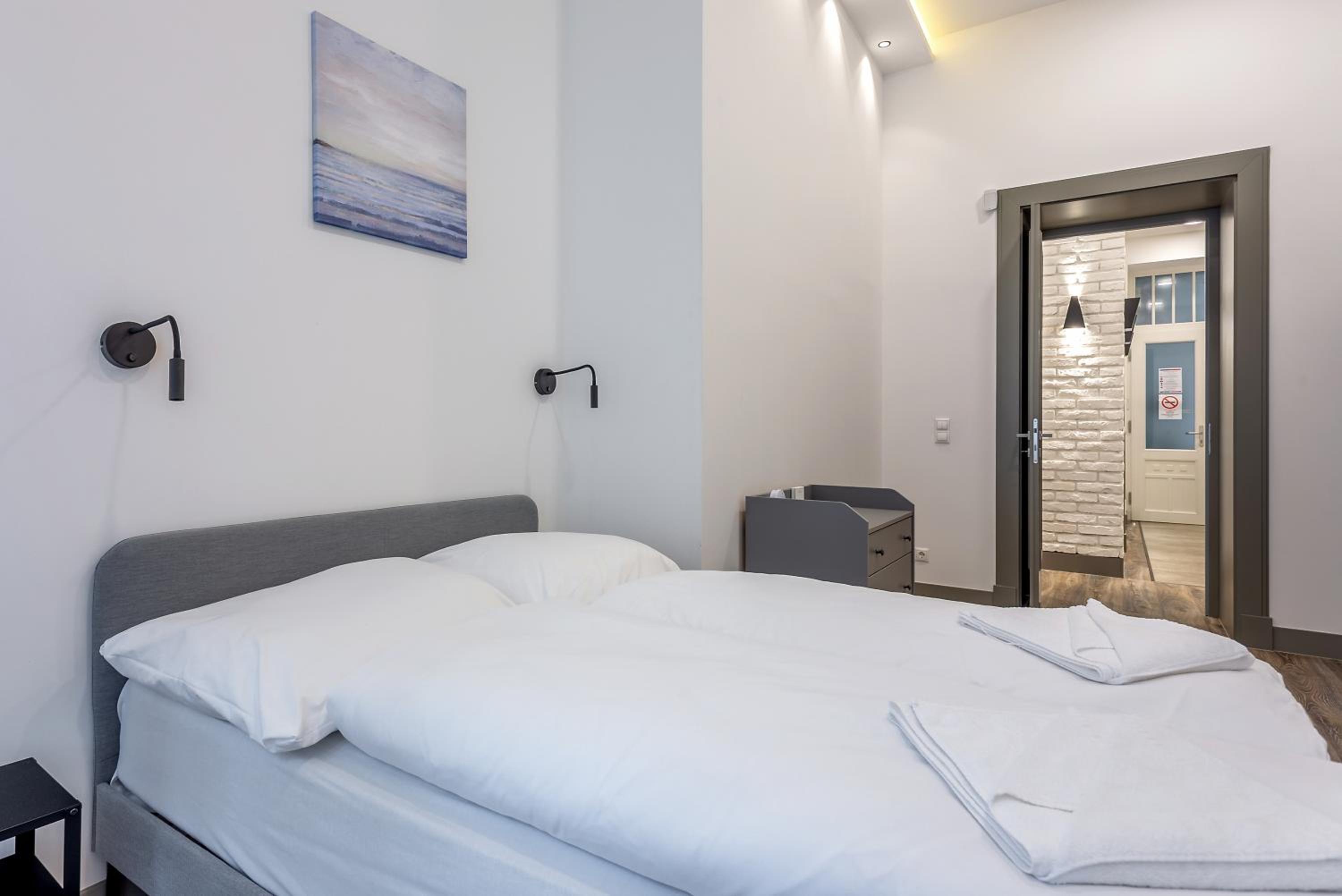 Alder Bridge Apartment