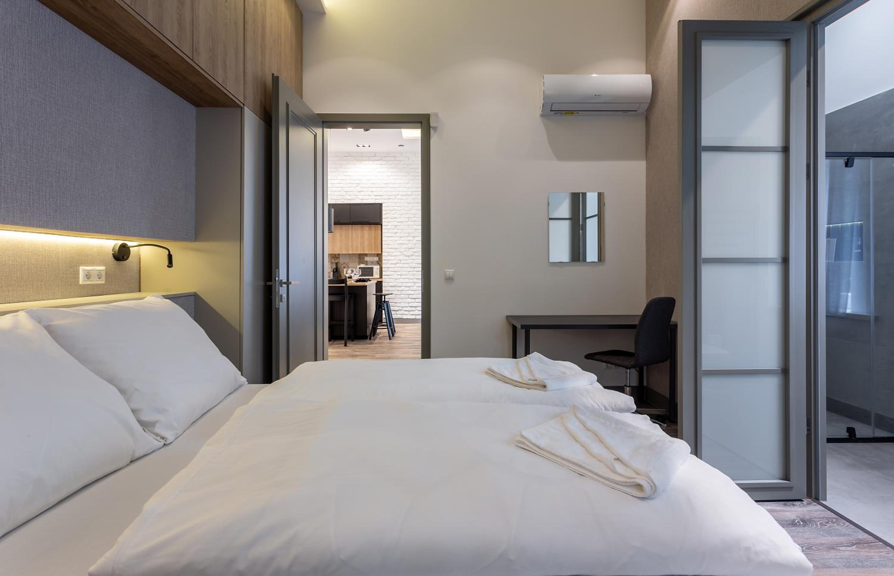 Alder Bridge Apartment