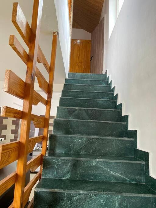 Charming 2 Bedroom Rustic Villa with Garden view 4