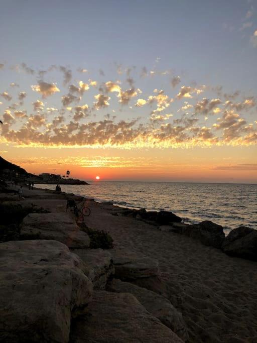 Peaceful and intimate by the sea