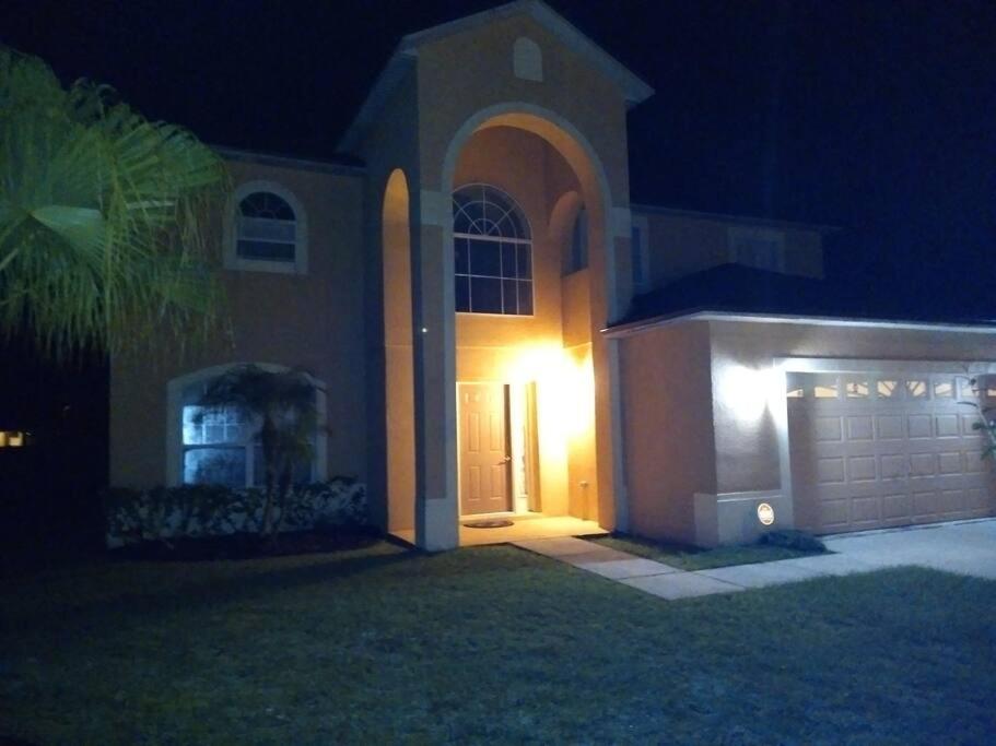 Amore's luxurious 4 bedroom home. view 4