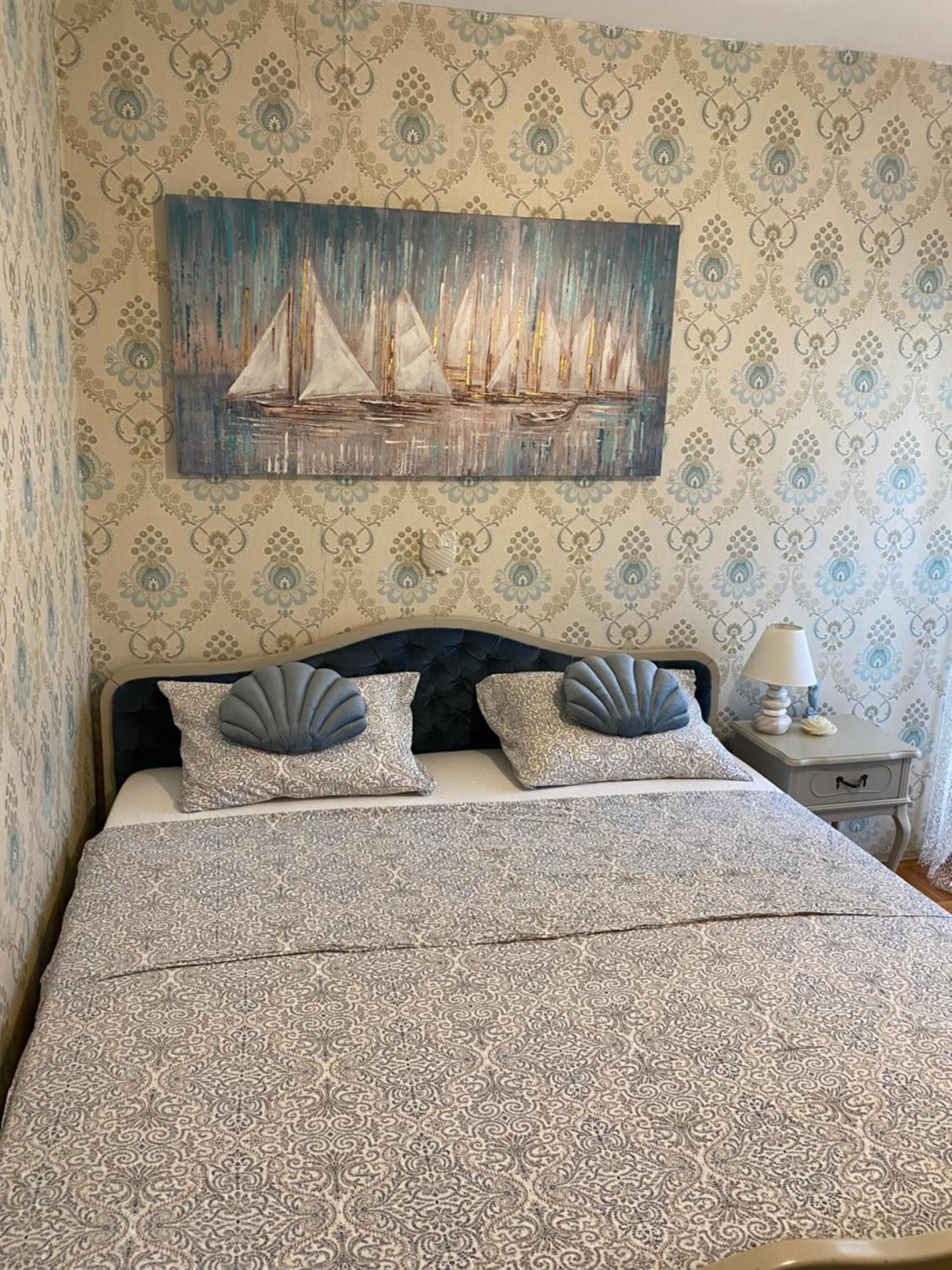 Stylish apartment with sea view view 3