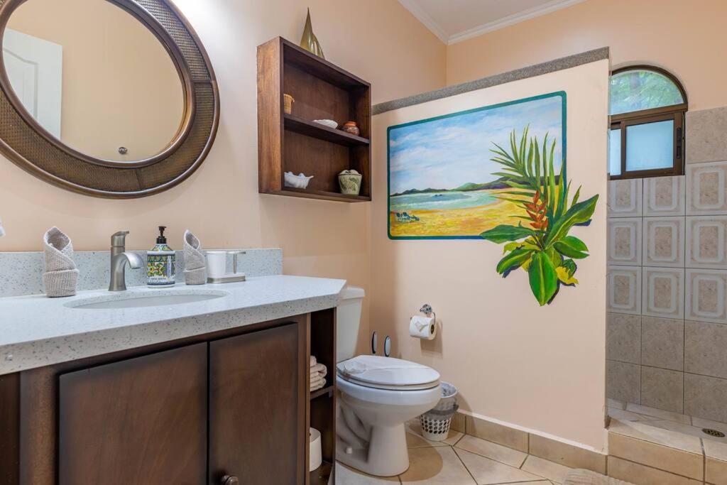 Sunrise 17-Tropical Three Bedroom Condo!