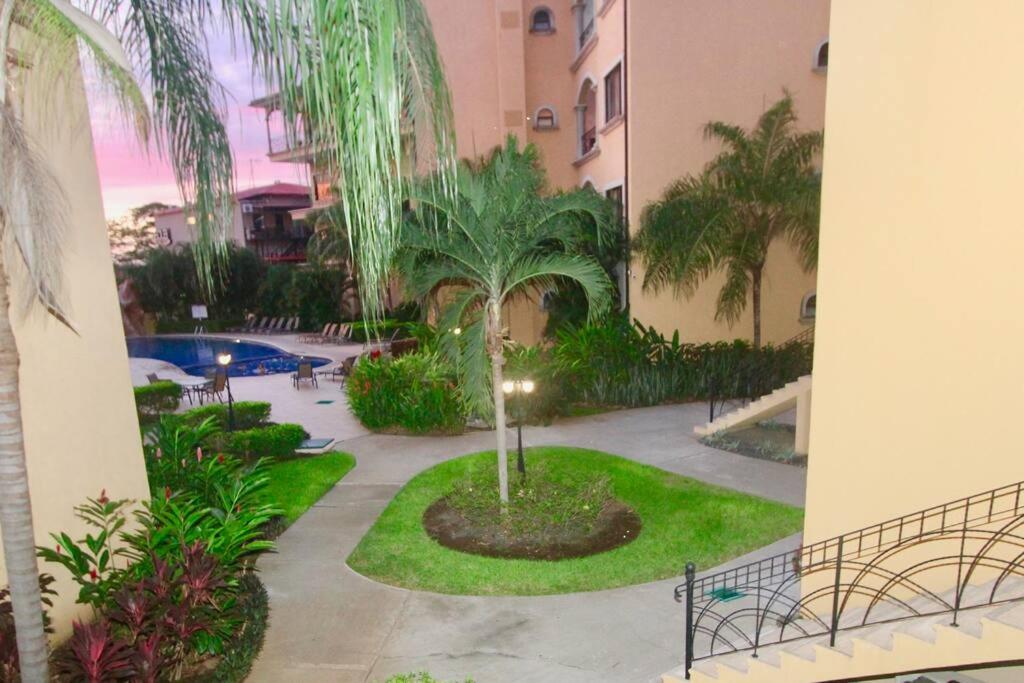Sunrise 17-Tropical Three Bedroom Condo!