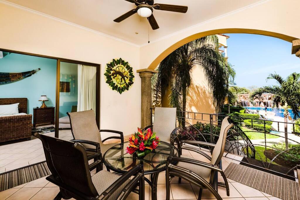 Sunrise 17-Tropical Three Bedroom Condo!