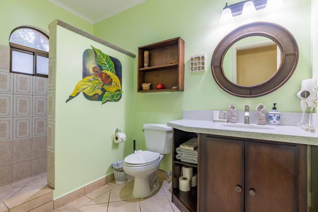 Sunrise 17-Tropical Three Bedroom Condo!