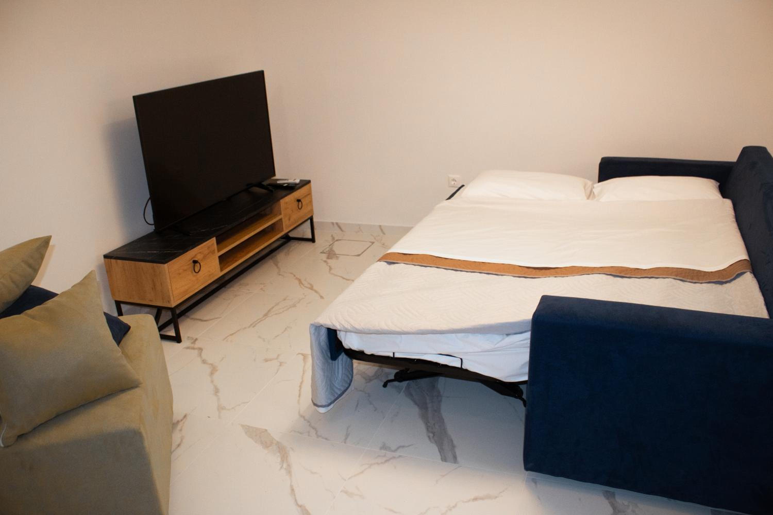 Elias Studio - Near to the port of Rafina and the Airport of Athens, Áyios Spirídhon – photo 4