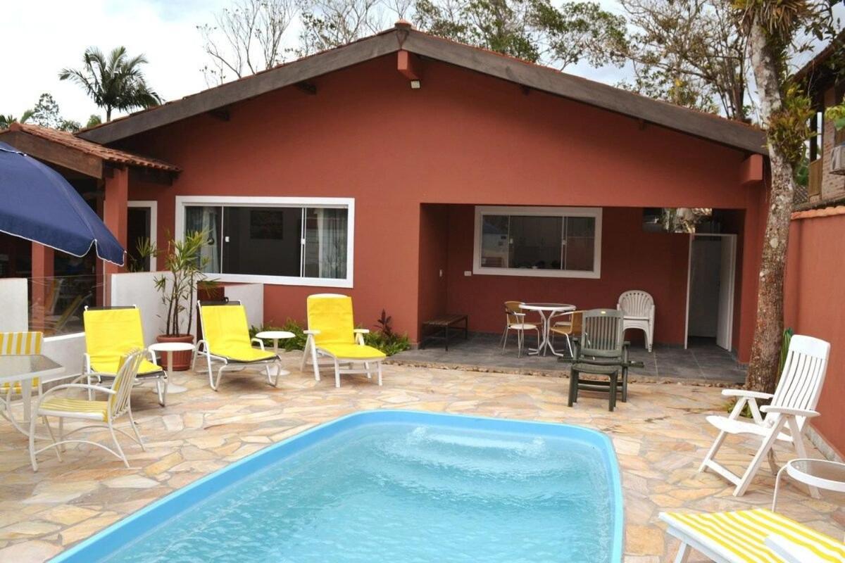 4 dorm com piscina a 350 m de Camburizinho