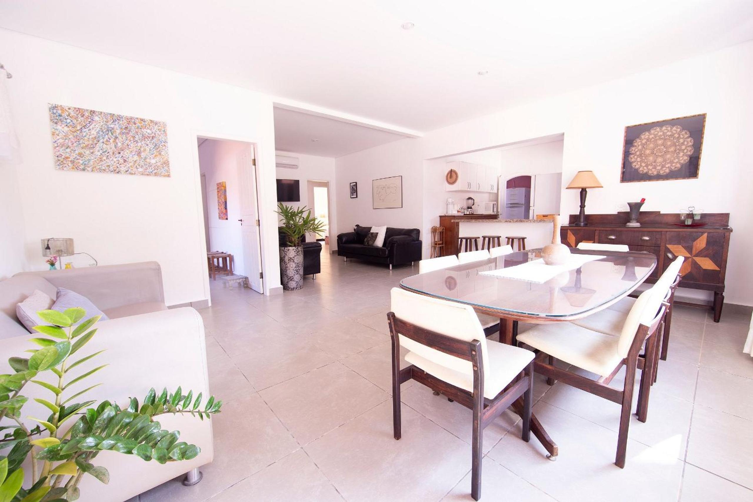 4 dorm com piscina a 350 m de Camburizinho