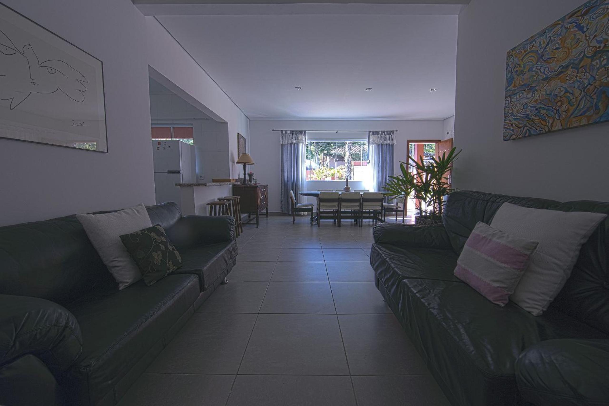 4 dorm com piscina a 350 m de Camburizinho