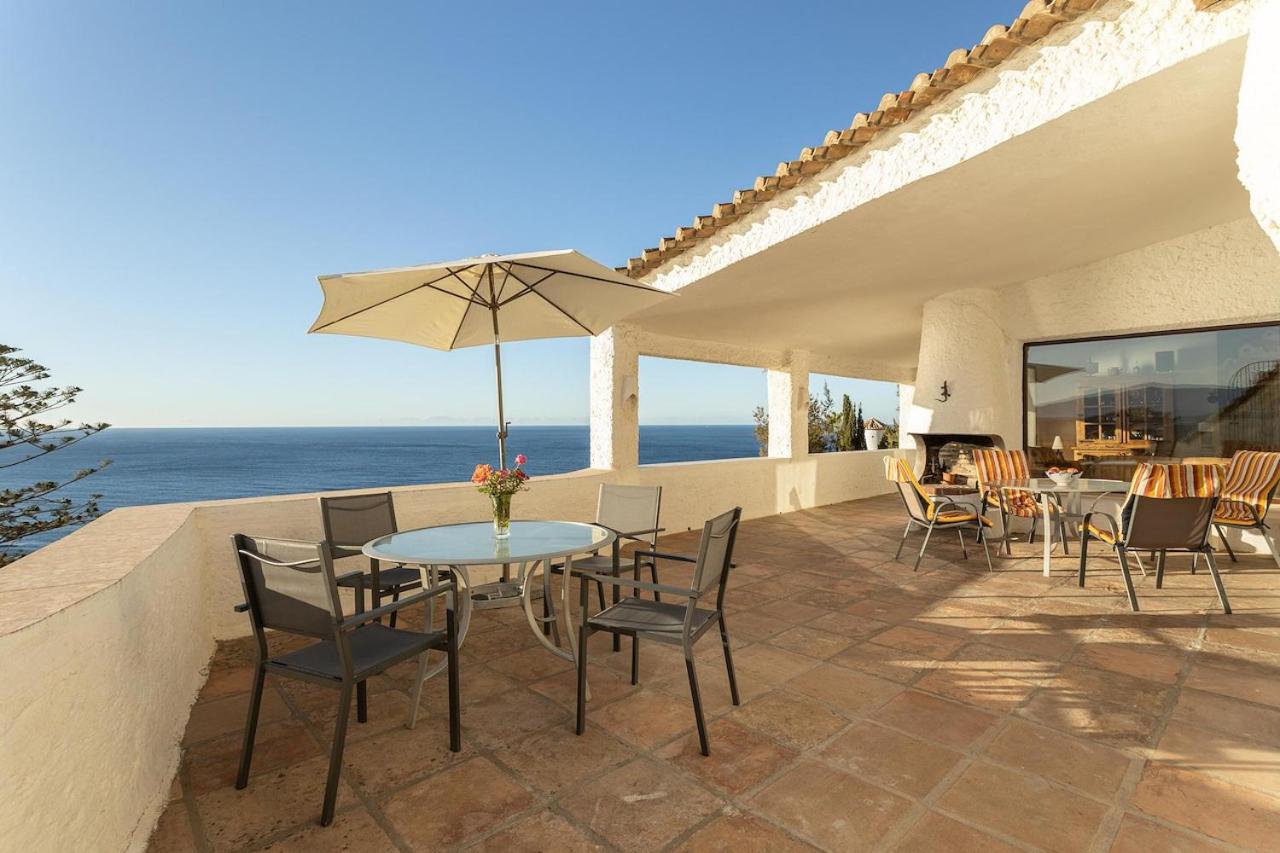 Casa Lobo - villa with unique view and private, heated pool view 3