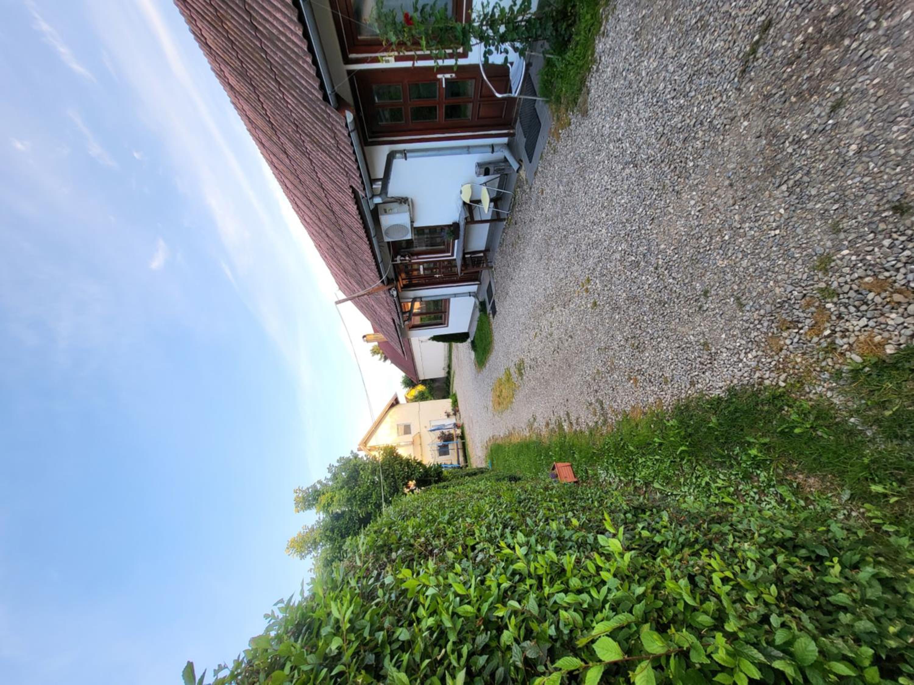 Photo 50