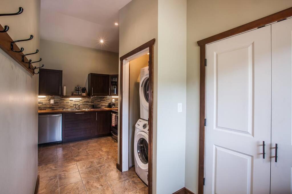The best 2 bedrooms suite in Revelstoke!