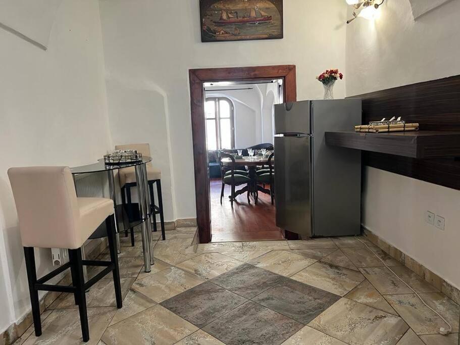 City Center Apartment