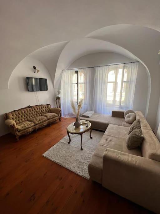 City Center Apartment