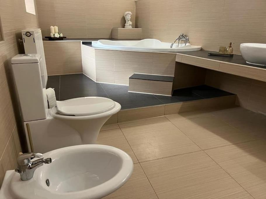 City Center Apartment