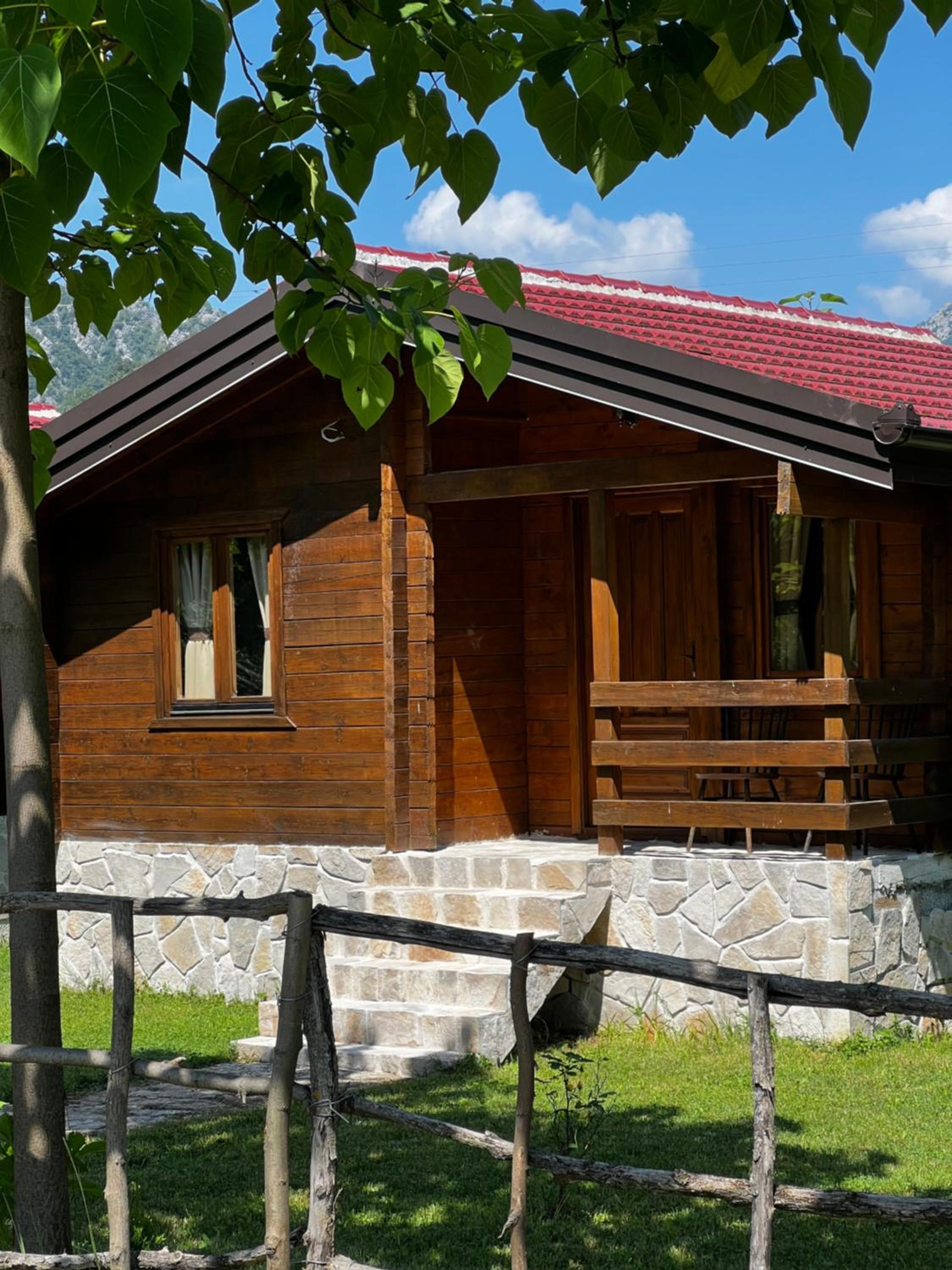 Orahovo Cottages photo 2