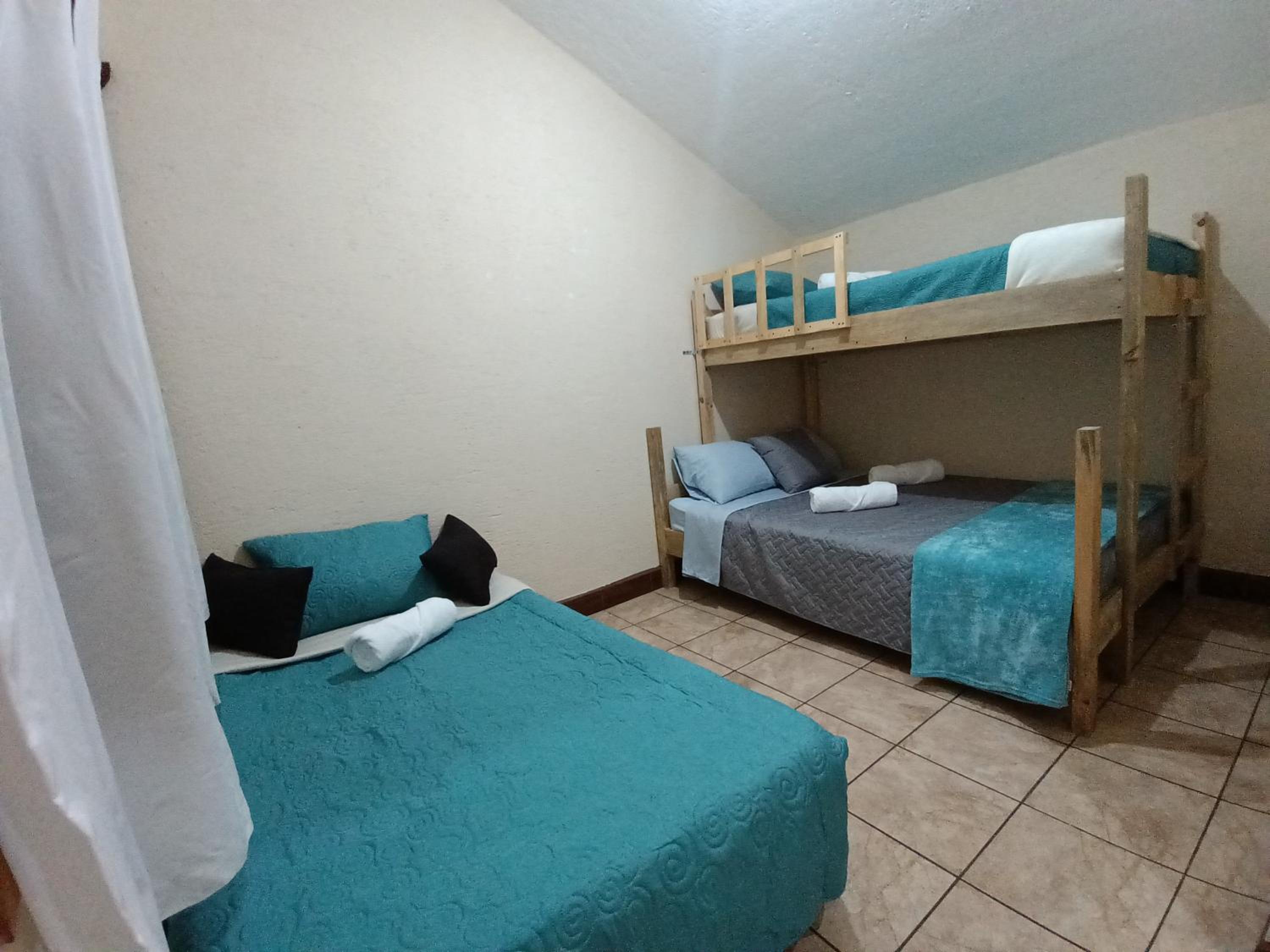 Casa Aguacate
