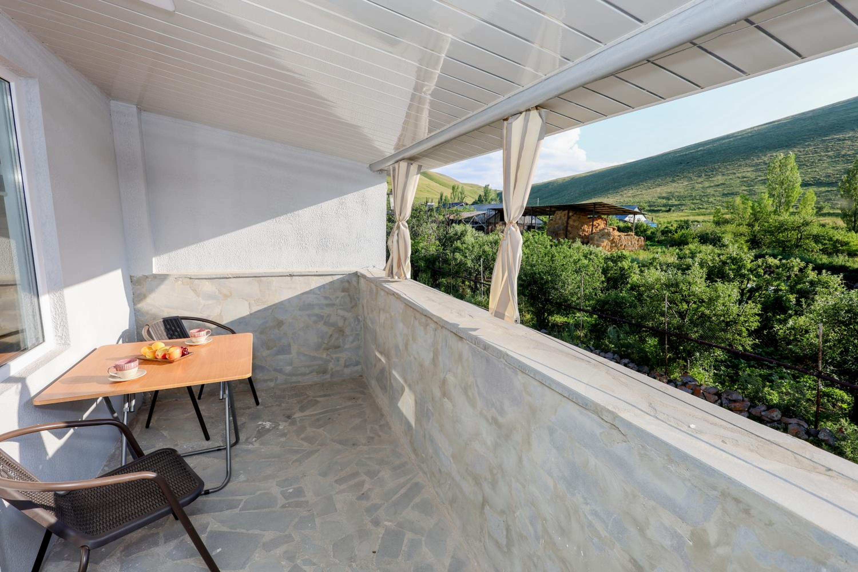 Native Hatis Mount Eco Resort