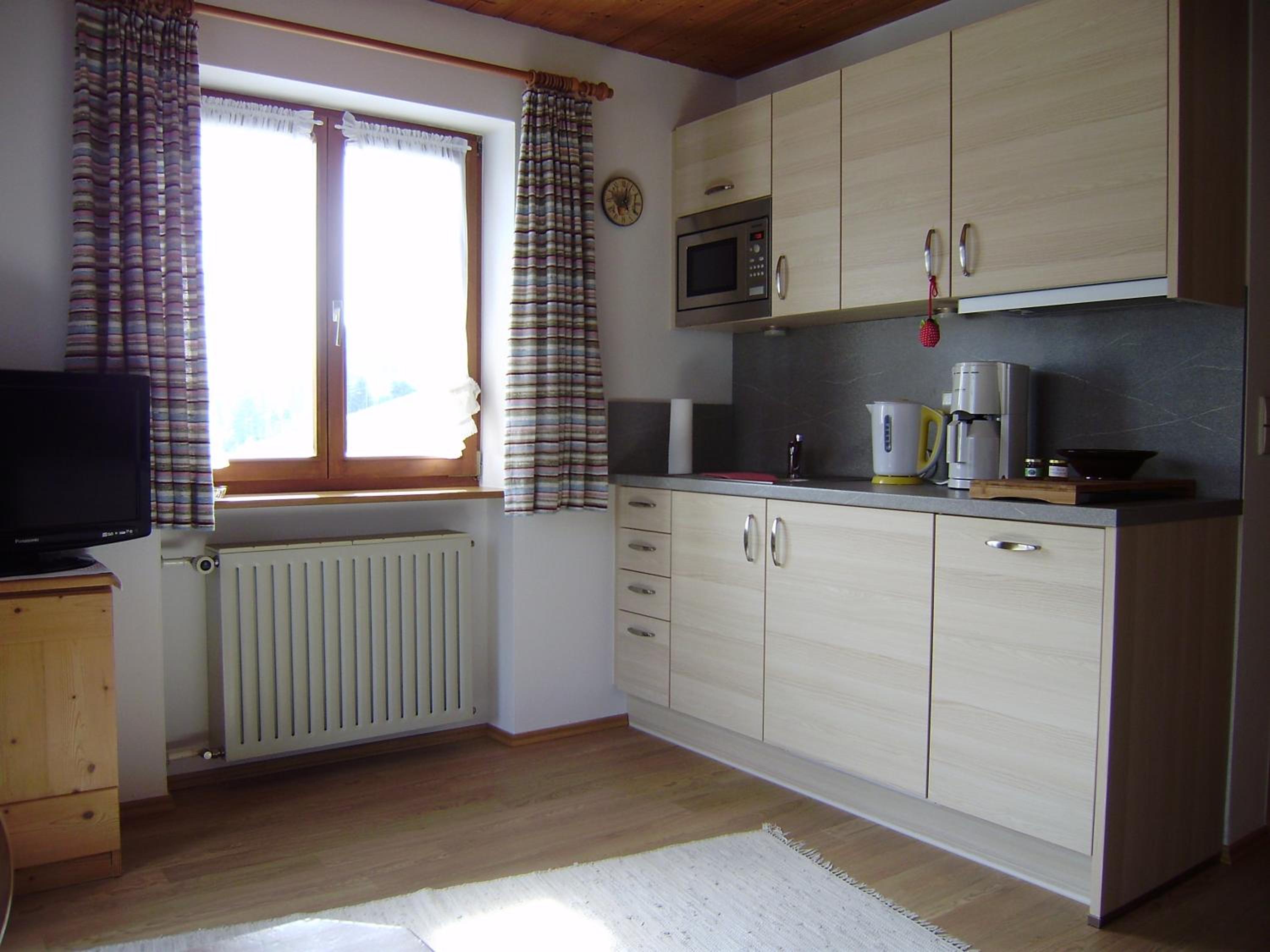 Haus Christl Reit im Winkl, Kostenloser Parkplatz, Spülmaschine, 5 Minuten zum Ortszentrum, ruhige Lage, Wlan