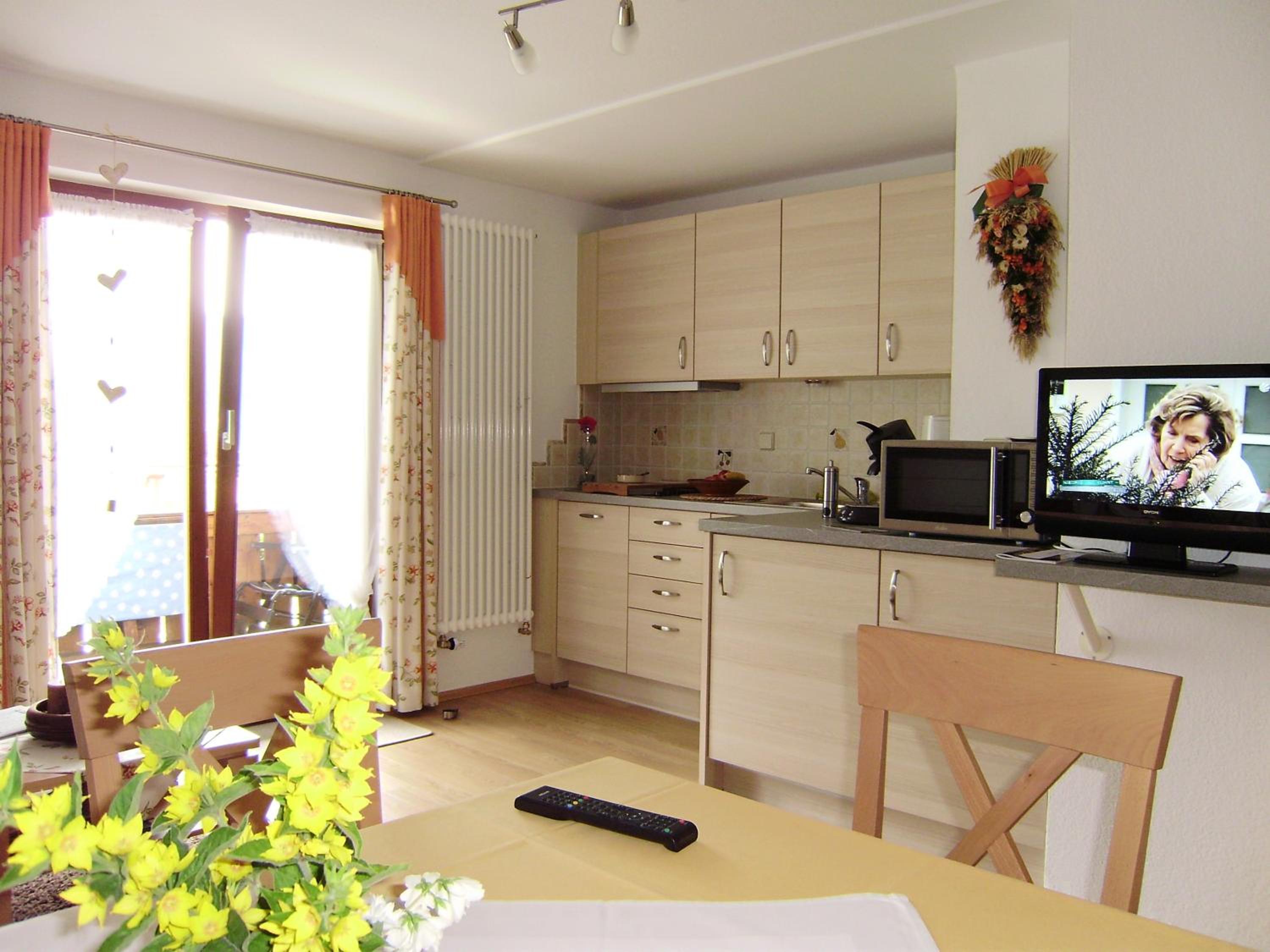Haus Christl Reit im Winkl, Kostenloser Parkplatz, Spülmaschine, 5 Minuten zum Ortszentrum, ruhige Lage, Wlan