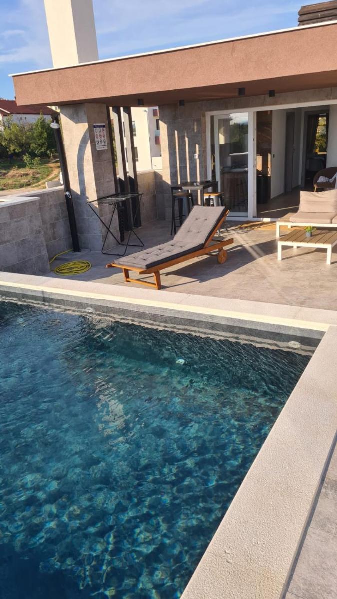 Villa Queen