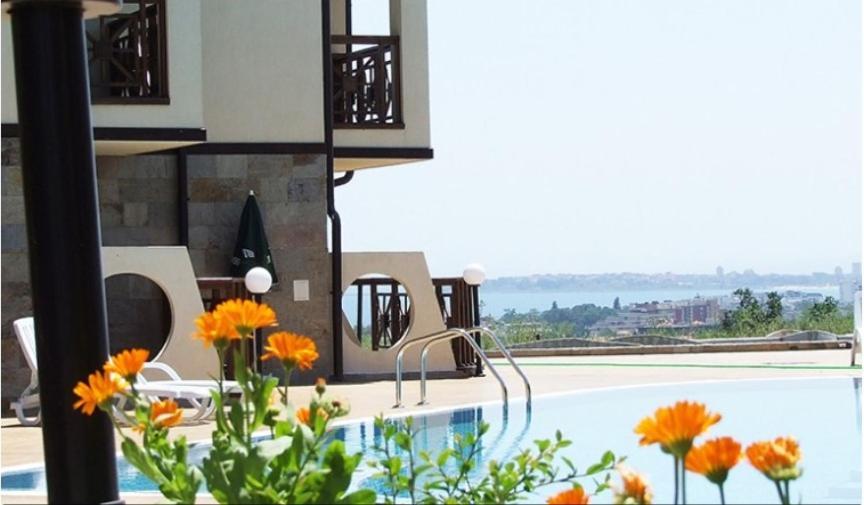 Dream Villa in Imperial Heights Villas