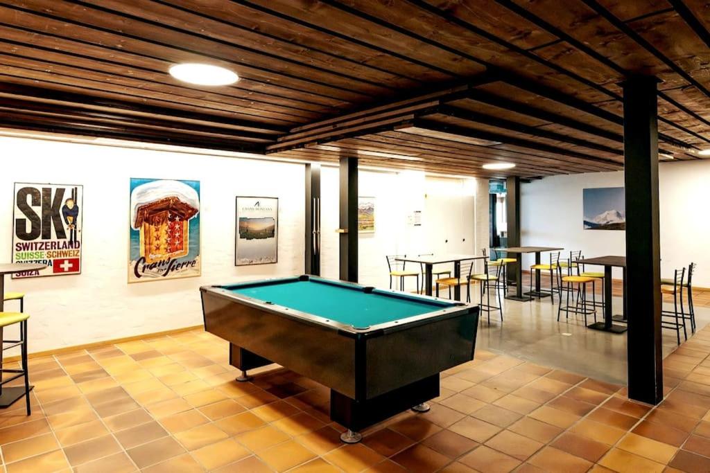 Small but WOW! Studio with pool @ the central lake