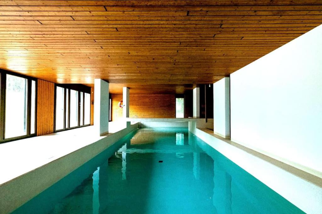 Small but WOW! Studio with pool @ the central lake