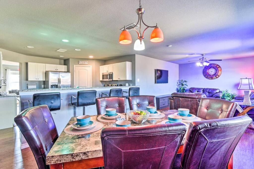 Luxury Modern Home near Downtown Dallas/Arlington view 3