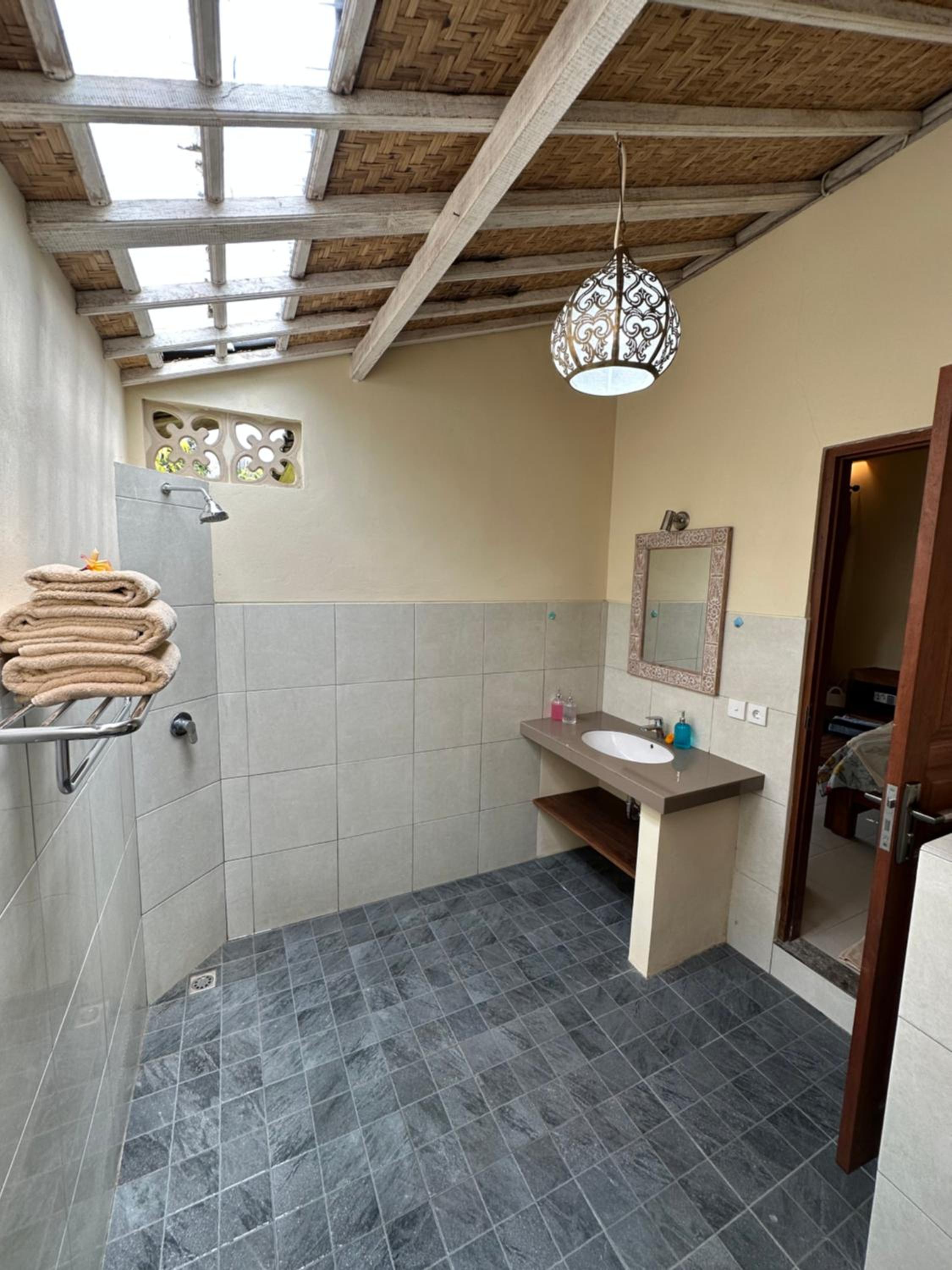 Villa Daksina II - 3 bedrooms Private Villa in Ubud view 4