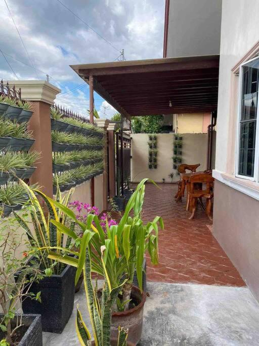 Mi Casa Gensan - Beautiful 2BR house with wifi & netflix view 2