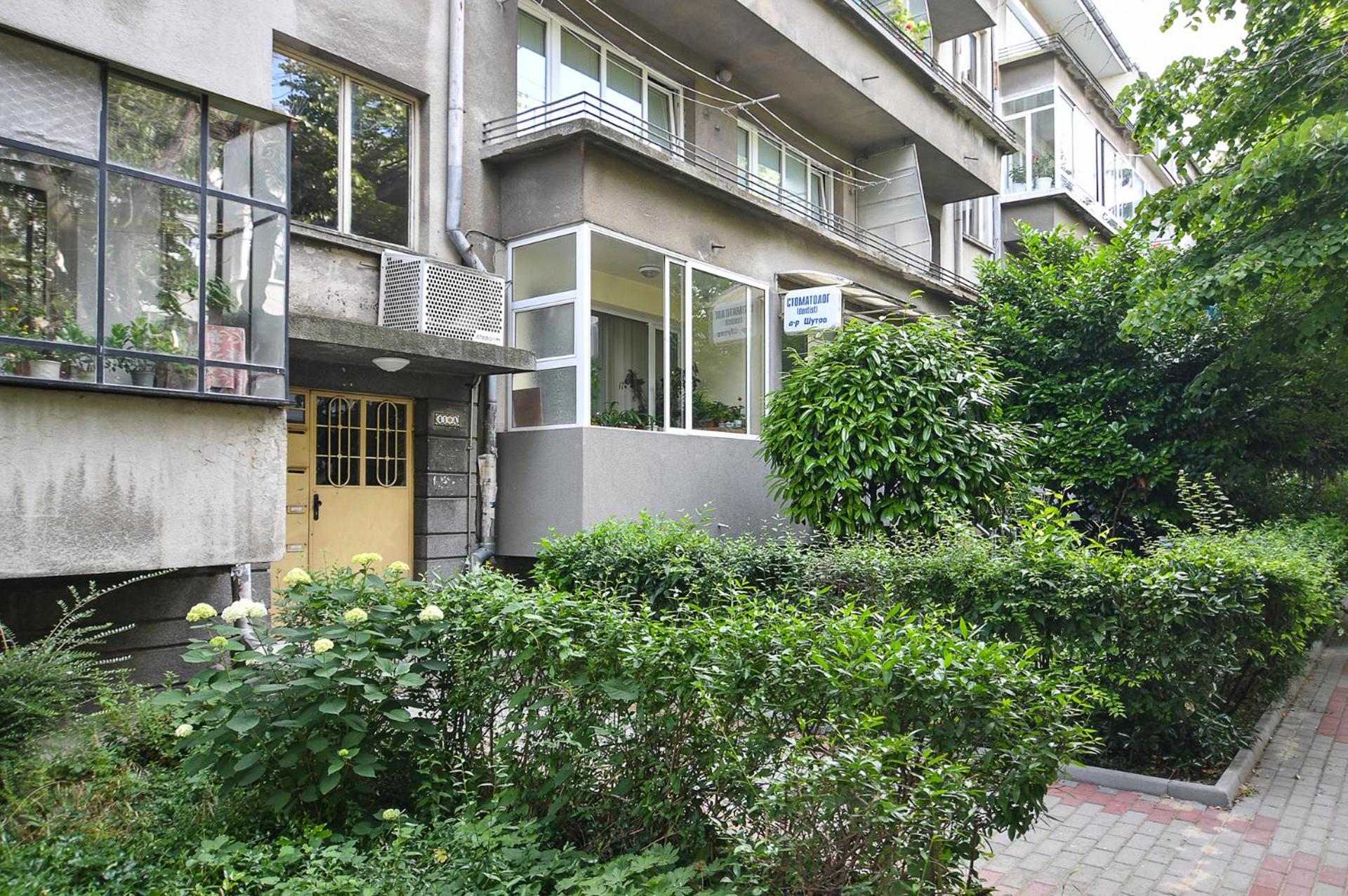 Nauticus flat Varna center