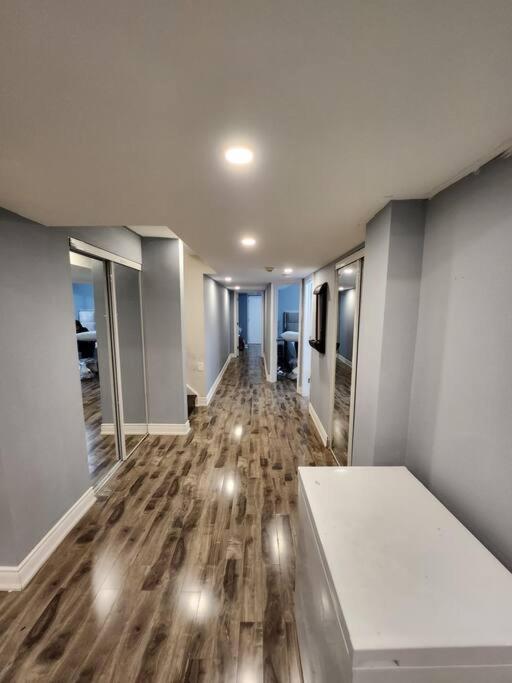 Adorable 2-Bedoom walkout basement Apartment
