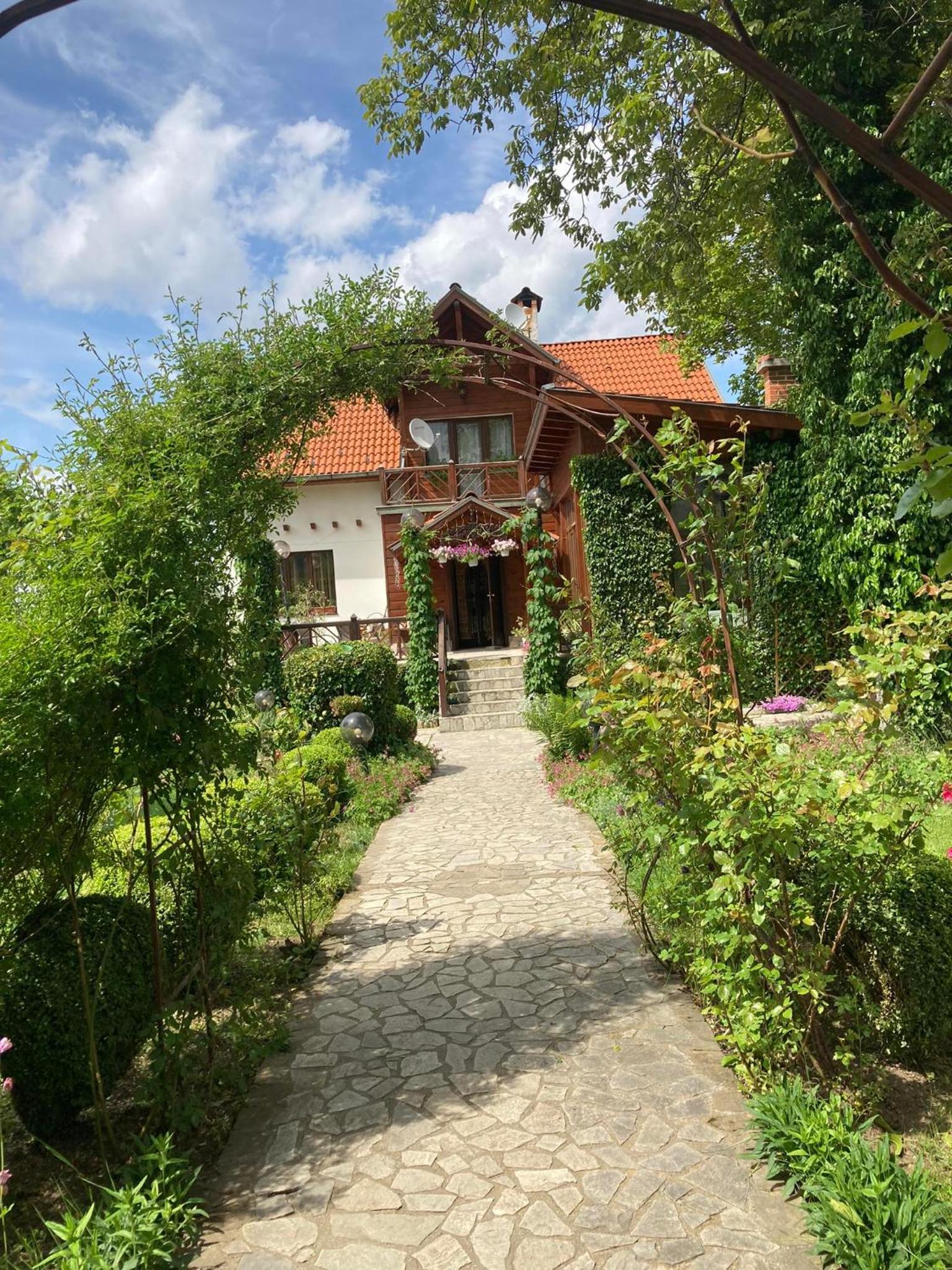 Orehite Guest House