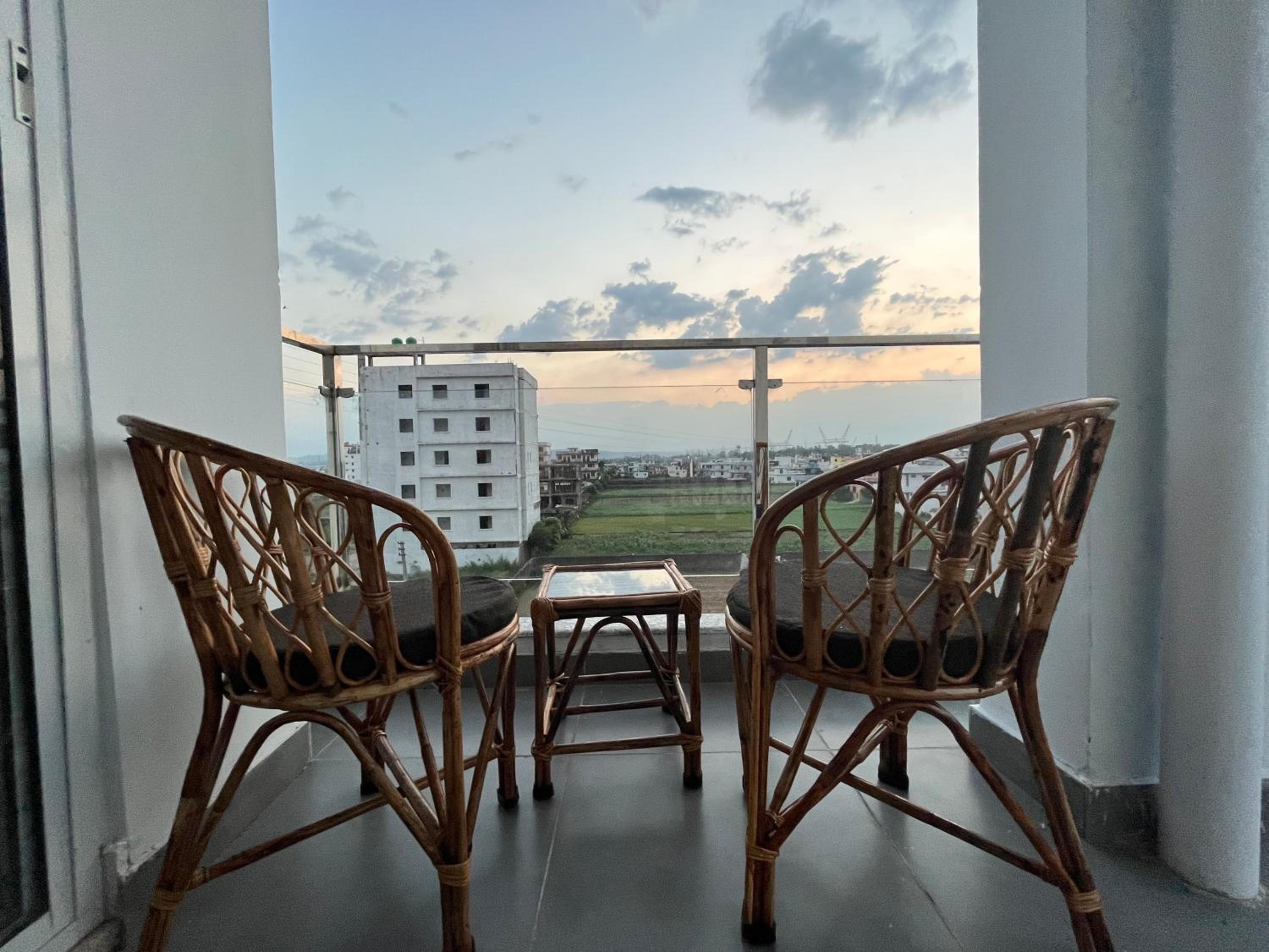 balance & terrace
