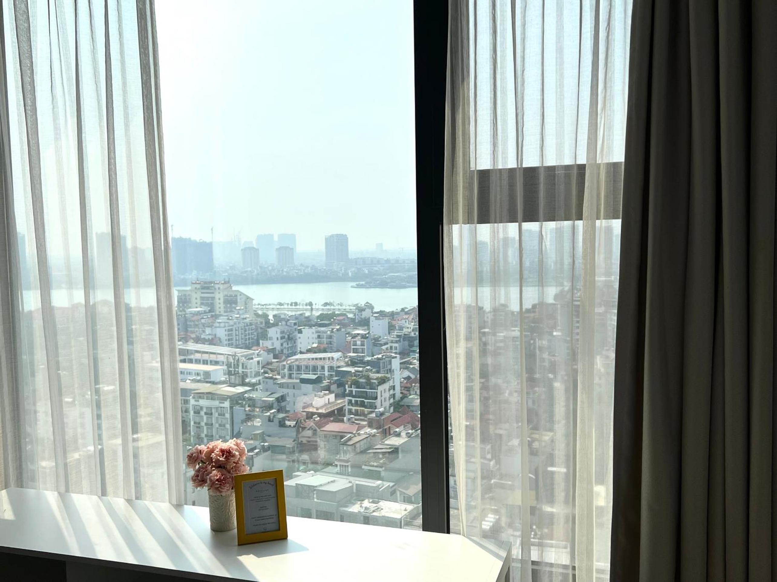 Hanoi Westlake Homestay in D'Le Roi Soleil Building