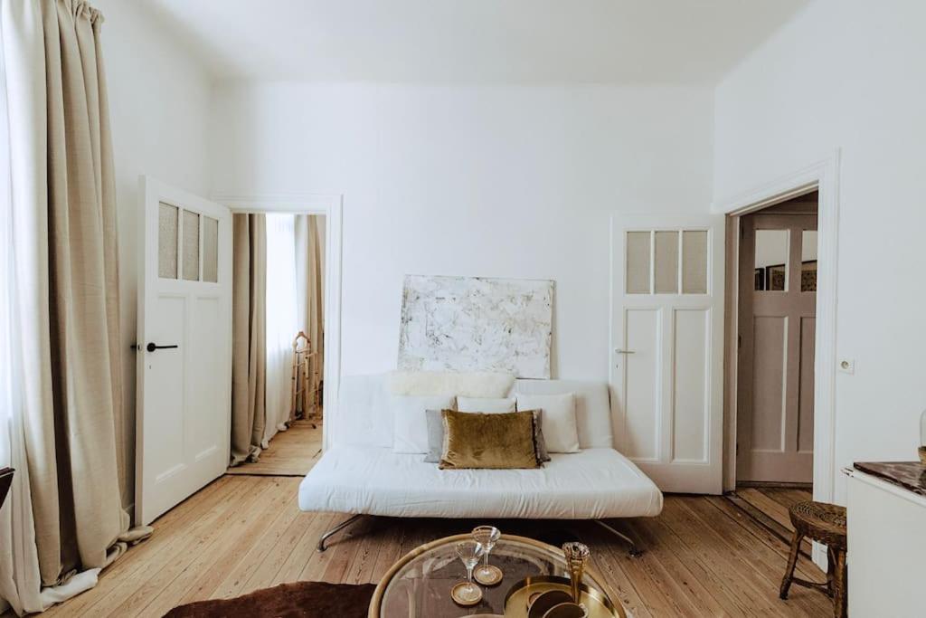 The Antwerp 13 - Stijlvol gerenoveerd appartement Antwerpen