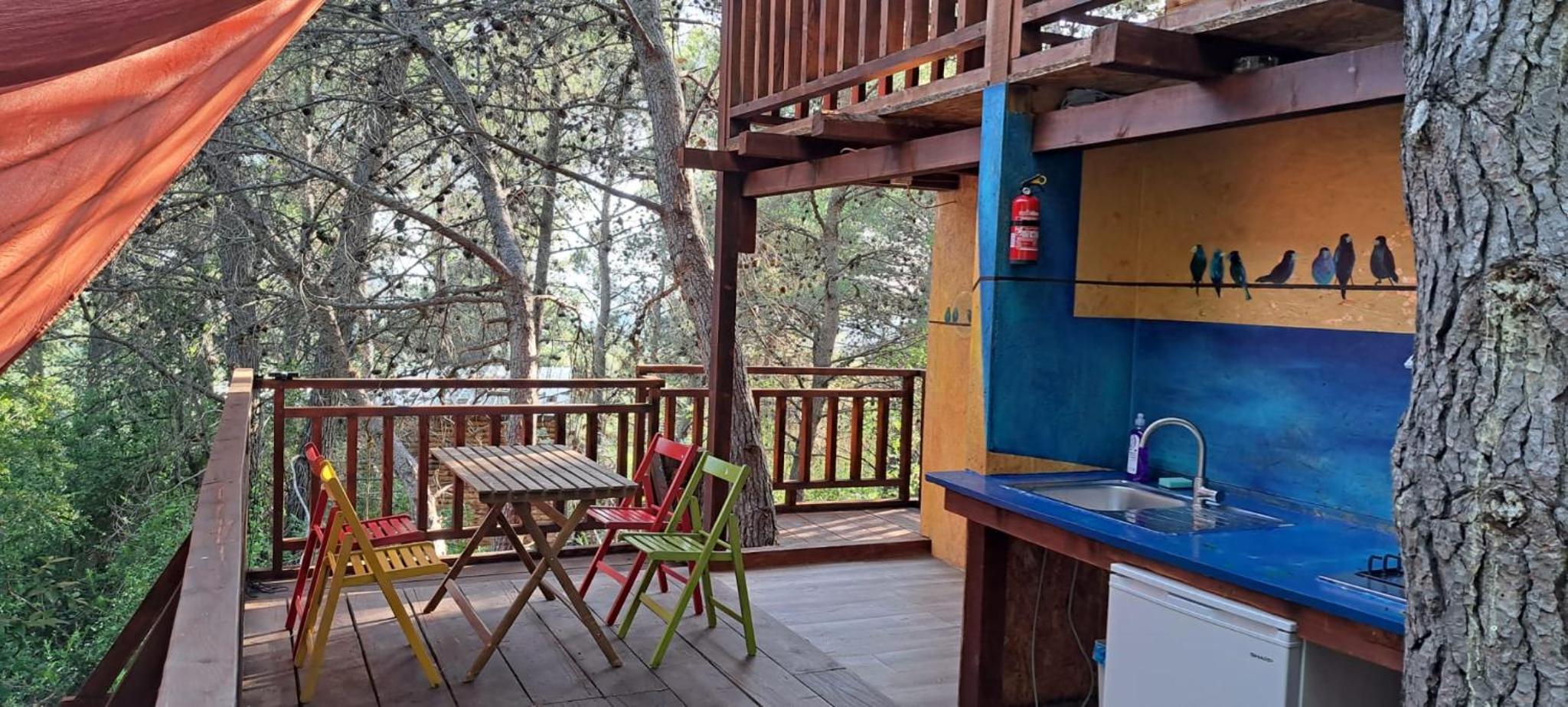 TreeHouses Ljubač Glamping Robinson view 3